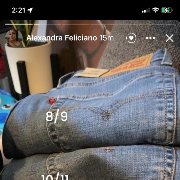 Levi’s - Picture 2 of 5